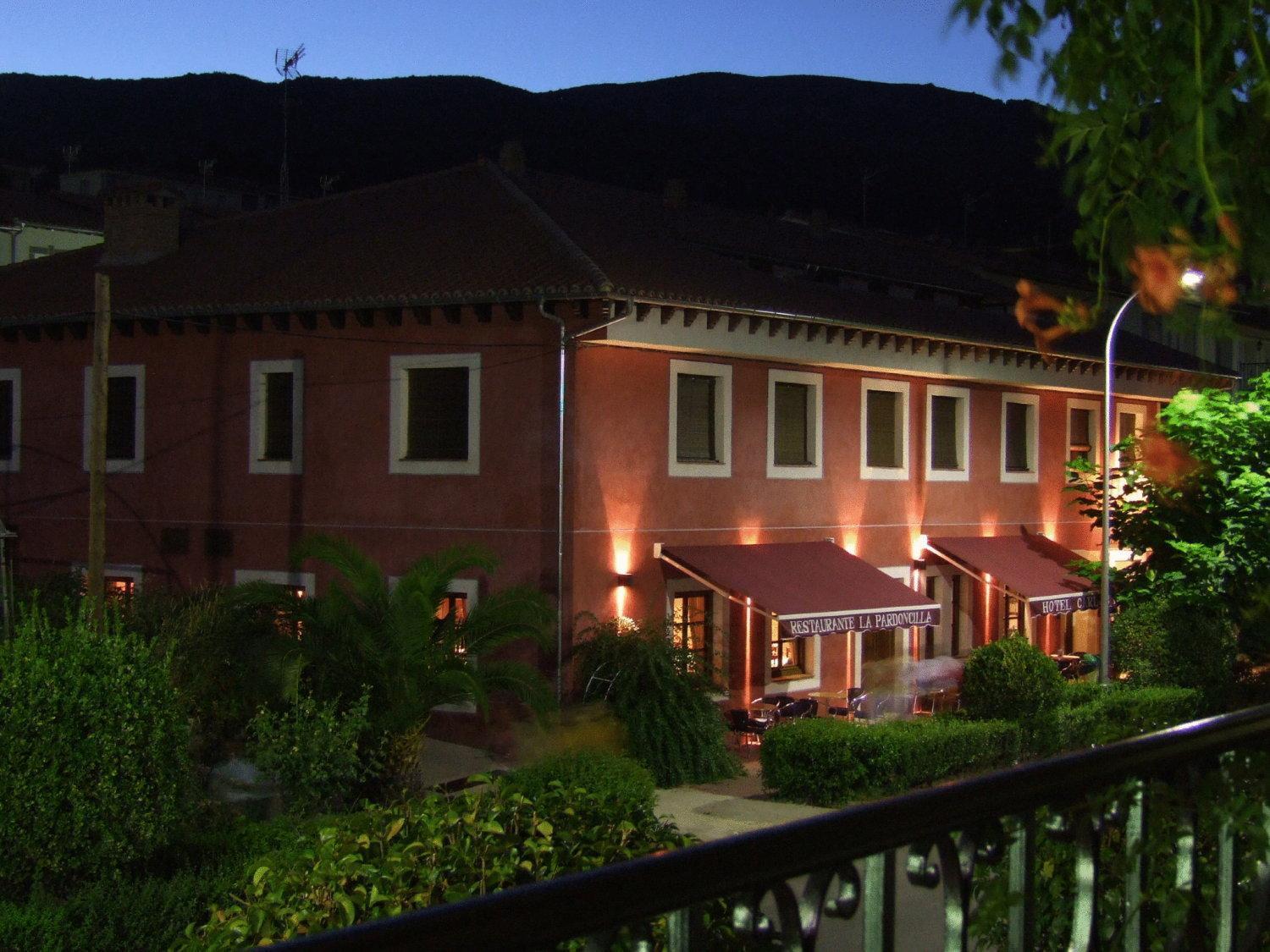 Hotel Rural Carlos I Garganta la Olla Zewnętrze zdjęcie
